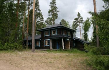 Ala-Hanho Cottages